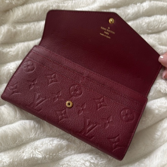 Louis Vuitton Raisin Empriente Sarah Wallet - Picture 3 of 9